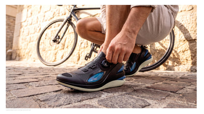 frischluftfahrt    footwear design